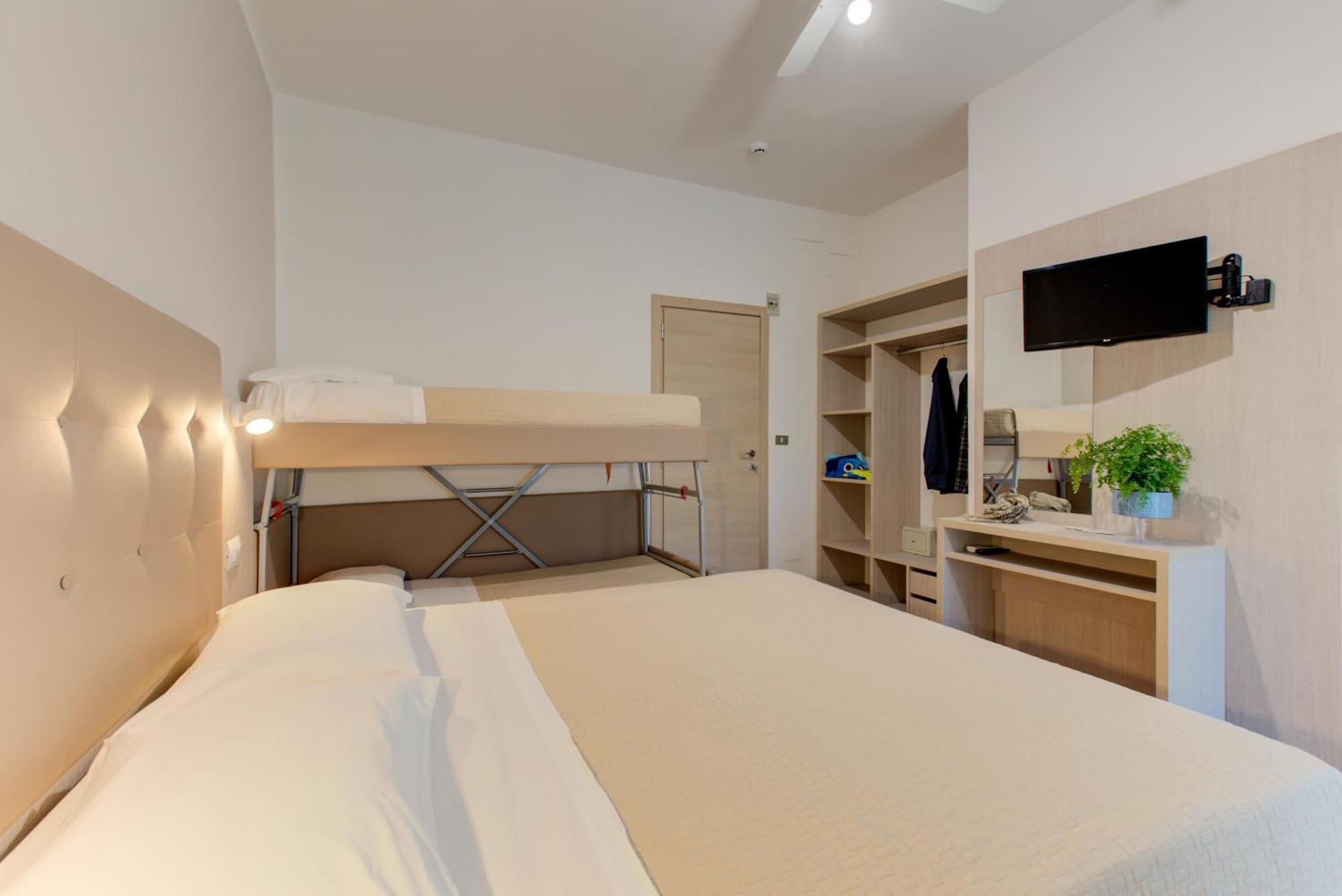 Hotel Cimarosa Riccione Zimmer foto