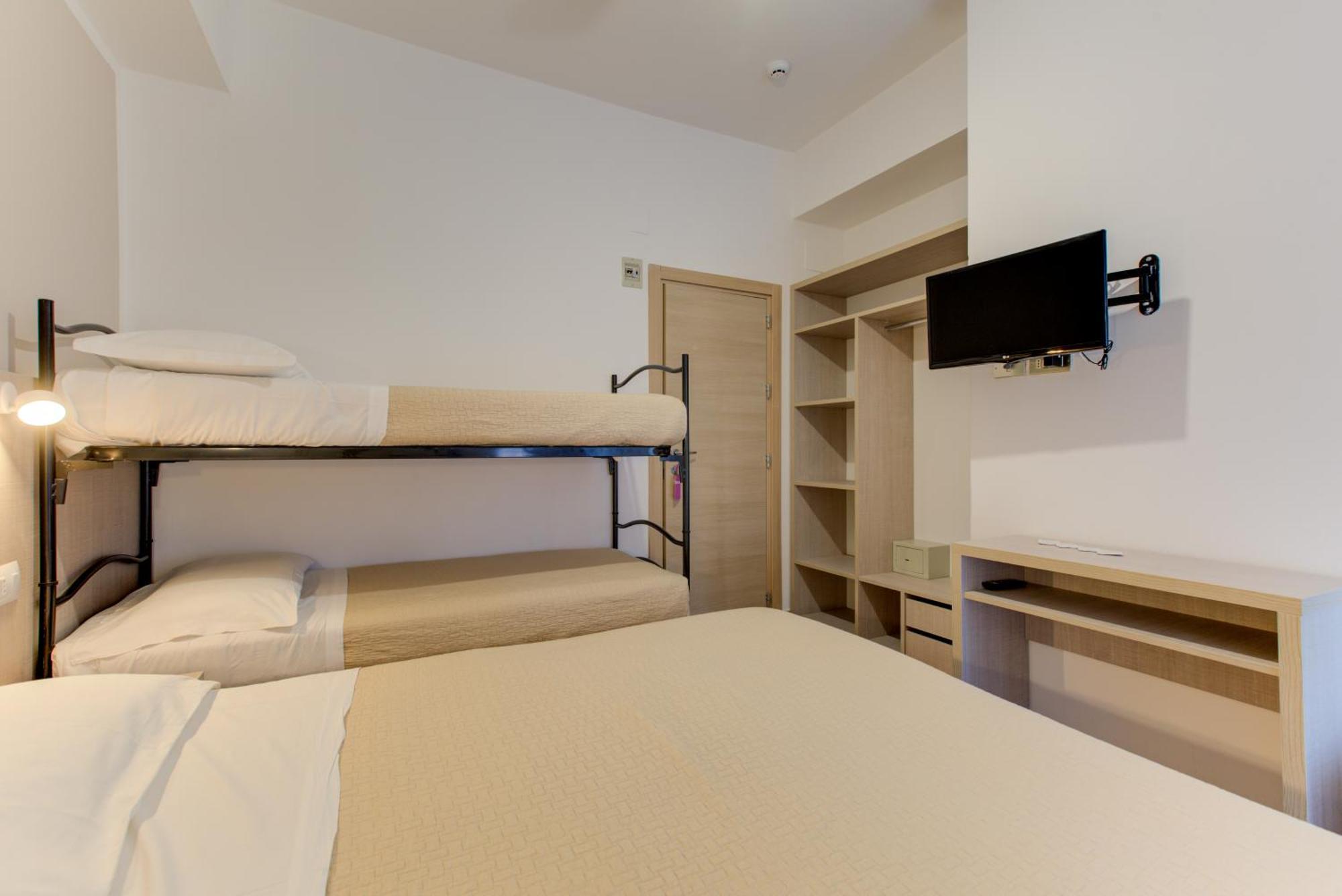 Hotel Cimarosa Riccione Zimmer foto